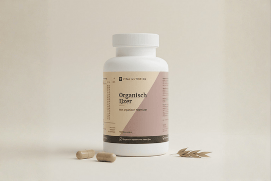 Organisch IJzer van Vital Nutrition in product shoot setting