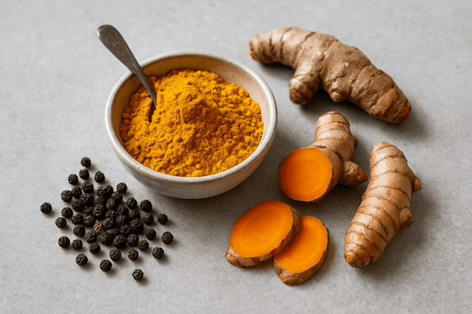 kurkuma, kurkuma poeder en zwarte peper